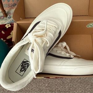 Vans Brooklyn Ls sneakers NEW in original box